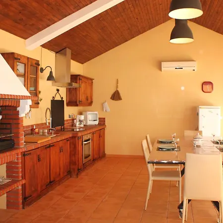 Quinta Dahlia By Interhome Pegões